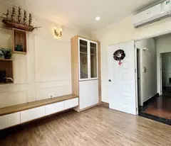 Bán gấp 5,5 tỷ ,80m2 quận 10 ,2 tầng , Hẻm to x , gần Đại Học Bách Khoa