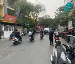 BÁN ĐẤT TỨ LIÊN, TÂY HỒ. 85M2 C4 MT 4,7M 11,5 TỶ- 1 NHÀ RA PHỐ- Ô TÔ ĐI VÒNG QUANH.