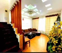 Nhà Đẹp Gara Ô Tô, Phố Khương Trung, Thanh Xuân, Diện Tích 45m2, 5 Tầng, Gần Phố, Nhỉnh 10 Tỷ.