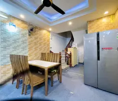 NHÀ DÂN XÂY - KHUNG CỘT CHẮC CHẮN - MẶT TIỀN ĐẸP - TRUNG TÂM THANH XUÂN