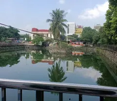 Bán gấp lô góc phố xốm mặt đường lớn kinh doanh đỉnh cao view hồ 3 ô tô tránh