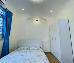 Nhà Đẹp 5 Tầng Ở Ngay, Phố Ngọc Khánh, Ba Đình, DT 50m2, MT 6m, Gần Ngay Ô Tô, Nhỉnh 9 Tỷ.