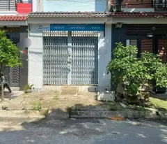 Bán đất tặng nhà cấp 4 diện tích 4x17m giá 4,xx tỷ Đường 12m TTH21