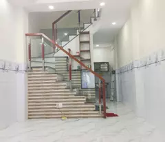 LÊ VĂN QUỚI - HẺM THÔNG - 36M2 - 2 TẦNG 2PN GIÁ 3.7 TỶ