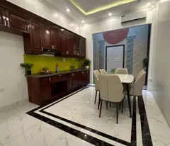 BÁN NHÀ 5T P.CẦU GIẤY, DT 46M2, Ô TÔ ĐỖ CỬA, GẦN PHỐ, KINH DOANH BẤT CHẤP, CHỈ 13TỶ