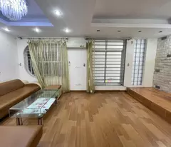 Bán nhà riêng Phố Hoàng Ngân_Ngõ nông ô tôgần_Diện tích lớn, mặt tiền thoáng nhiều phòng_45m*5T