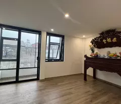 Bán nhà ngõ Quỳnh, Hai Bà Trưng 55m, 5 tầng. Giá: 8.8 tỷ