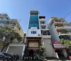 SIÊU PHẨM, NHÀ PHỐ TAM TRINH 35m x 4TẦNG, PHÂN LÔ , Ô TÔ TRÁNH , VỈA HÈ KINH DOANH GIÁ CHỈ 8.1 TỶ