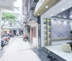 Bán nhà đẹp nhỉnh 5tỷ ngõ ôtô phố Hoàng Hoa Thám 30m2 5tầng Ba Đình