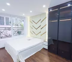 Bán nhà đẹp nhỉnh 5tỷ ngõ ôtô phố Hoàng Hoa Thám 30m2 5tầng Ba Đình