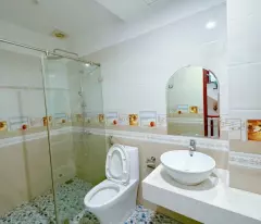 Nhà 4 tầng mới xây khu Dịch vụ La Khê, Hà Đông, 50m2 MT 4,2m nở hậu giá 12,x tỷ