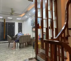 Bán nhà đẹp 7 tầng Võ Chí Công, 3 bước ra mặt phố, tặng nội thất ở ngay