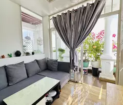 Bán nhà Hoàng Hoa Thám, Bình Thạnh, 4 tầng, 61m2 nở hậu, chỉ 8.4 tỷ
