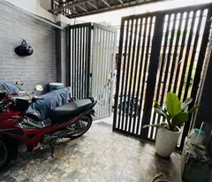 Bán nhà Hoàng Hoa Thám, Bình Thạnh, 4 tầng, 61m2 nở hậu, chỉ 8.4 tỷ