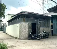 BÁN NHÀ ĐÔNG THẠNH HÓC MÔN GIÁ RẺ - NHÀ 2 TẦNG 2PN 2WC - HẺM Ô TÔ- NGANG BỀ THẾ 6M - GIÁ CHỈ 3.2