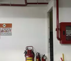 BÁN CĂN HỘ DỊCH VỤ ĐƯỜNG LÂM VĂN BỀN, 77 P FULL NỘI THẤT - CÓ SẴN 450 TRIỆU/ THÁNG