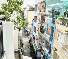 Đường Thành Thái Quận 10 Phường 14.