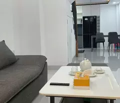 Đường Thành Thái Quận 10 Phường 14.