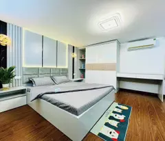 PHÂN LÔ QUÂN ĐỘI - Ô TÔ DỪNG ĐỖ, CHẠY VÒNG QUANH - SÁT CHỢ MƠ - YÊN TĨNH, VĂN MINH, Ở SƯỚNG