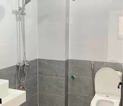 Siêu phẩm 7 căn nhà đang hoàn thiện, cạnh trạm y tế xã Yên Vĩnh và chợ Yên Vĩnh