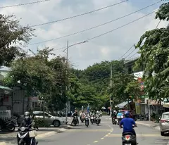 Chính chủ cần bán gâp lô đất kế bên Bách Hóa Xanh, dân đông tại Bình Dương