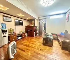 TẬP THỂ TẦNG 1 NGHĨA TÂN 65M – TRUNG TÂM CẦU GIẤY – 2 MẶT NGÕ THÔNG TRƯỚC SAU – 3 BƯỚC RA PHỐ –