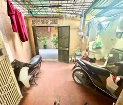 TẬP THỂ TẦNG 1 NGHĨA TÂN 65M – TRUNG TÂM CẦU GIẤY – 2 MẶT NGÕ THÔNG TRƯỚC SAU – 3 BƯỚC RA PHỐ –