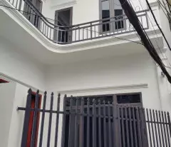BÁN NHÀ ĐẸP MỚI TU SỬA PHỐ LÝ BÔN
