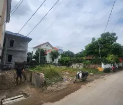Chính chủ gửi bán 2 lô đất mặt đường Yên Bệ - Kim Chung, có sổ đỏ riêng