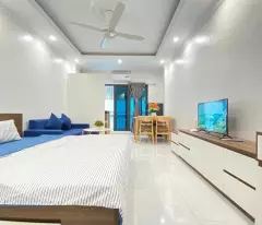 Cho thuê căn hộ ban công thoáng tại 165 Cầu Giấy