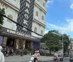 Nhà XẤU mua được  tặng VỊ TRÍ KD đỉnh ngang 11m 150m2 Quang Trung đường 30m gần Ủy ban 16 tỷ