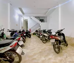 Hàng Hiếm! Dòng tiền Kim Giang, 70m * 5 tầng, khung BTCT, ô tô đỗ cửa.