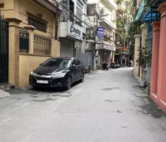 Hàng Hiếm! Dòng tiền Kim Giang, 70m * 5 tầng, khung BTCT, ô tô đỗ cửa.