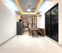 Nhà Liễu Giai - Đội Cấn 5 tầng x 30m2 ngõ ô tô tránh nhau, thông thoáng .