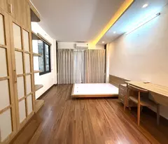 Nhà Liễu Giai - Đội Cấn 5 tầng x 30m2 ngõ ô tô tránh nhau, thông thoáng .