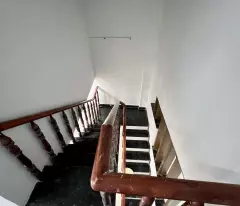 3.25 TỶ- NHÀ 2 TẦNG SÁT BÊN HÔNG CHỢ HÓC MÔN - HẺM XE HƠI- ĐANG CHO THUÊ 5TR/TH