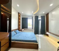 Bán nhà đường Lê Hồng Phong Quận 10.Hẻm xe hơi (3.9x15,2) 3 tầng BTCT chỉ 8.4 tỷ.