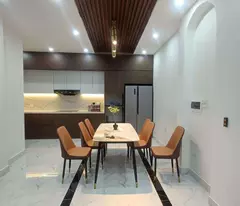 NHÀ ĐẸP Ở LUÔN - Ô TÔ CON ĐỖ CỬA, 10M Ô TÔ TRÁNH - DÂN TRÍ CAO, YÊN TĨNH, Ở SƯỚNG