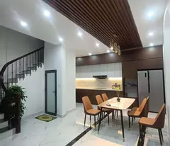 NHÀ ĐẸP Ở LUÔN - Ô TÔ CON ĐỖ CỬA, 10M Ô TÔ TRÁNH - DÂN TRÍ CAO, YÊN TĨNH, Ở SƯỚNG