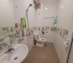 BÁN NHÀ KIM MÃ 40M2- GIÁ NHỈNH 5 TỶ- NGÕ NÔNG- Ô TÔ CÁCH NHÀ 10M