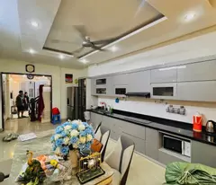 Bán nhà TRẦN DUY HƯNG, DT 52M2, 5 TẦNG, VÀI BƯỚC CHÂN RA MẶT PHỐ, NGÕ NÔNG THÔNG RỘNG, NHÀ ĐẸP MÊ