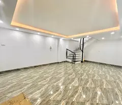 bán nhà  KHƯƠNG ĐÌNH - DT GẦN 40M2 - NGÕ THONG KINH DOANH - LÔ GÓC - GẦN PHỐ