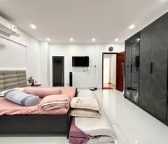 -  NHÀ ĐẸP 240m2 -  HXH NGỦ NHÀ - KHU BÀU CÁT - TÂN BÌNH - CHỈ 10.6 Tỏi