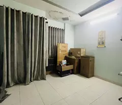 NHÀ 4 Tầng - hẻm XE HƠI Thông - Gần chợ  ĐÔNG QUANG - BÙI VĂN NGỮ. QUẬN 12 - CHỈ 4,35 tỷ.