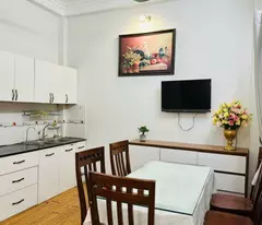 BÁN NHÀ TƯ ĐÌNH LONG BIÊN - Ô TÔ TẢI THÔNG - LÔ GÓC VỪA Ở VỪA KINH DOANH   41 M2 x3 TẦNG  HƠN 6.18
