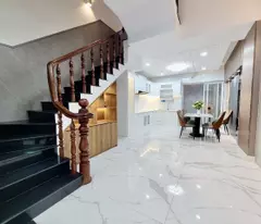 Bán nhà Lý Thái Tổ,Quận 10 HXH (4.9x10.) 3 tầng chỉ 6.7 tỷ.