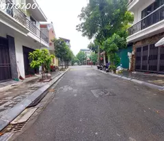 Chính chủ nhờ bán 330m² đất Biệt thự Việt Hưng, Long Biên. Hàng xóm Vinhomes Riverside. Nhỉnh 40