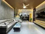 Bán tòa VP mặt phố Nguyễn Văn Cừ, Long Biên. DT205m², mặt tiền 11m, 10 tầng! Giá 140 tỷ.