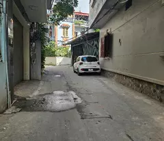 NHÀ ĐẸP Ở NGAY KHU PHÂN LÔ, QUE HÀN, NHỊ KHÊ THƯỜNG TÍN 

Dt 42m, 4 tầng, MT4 m, 3,95 tỷ có