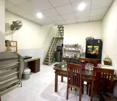 NHÀ  MẶT TIỀN HUỲNH THỊ HAI Vỉa hè 2m - Vài bước chân ra NGUYỄN ẢNH THỦ - Vị trí  ĐẮC ĐỊA - Ngay